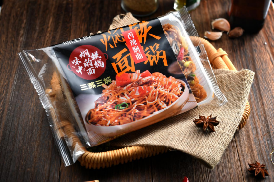 铁锅焖面